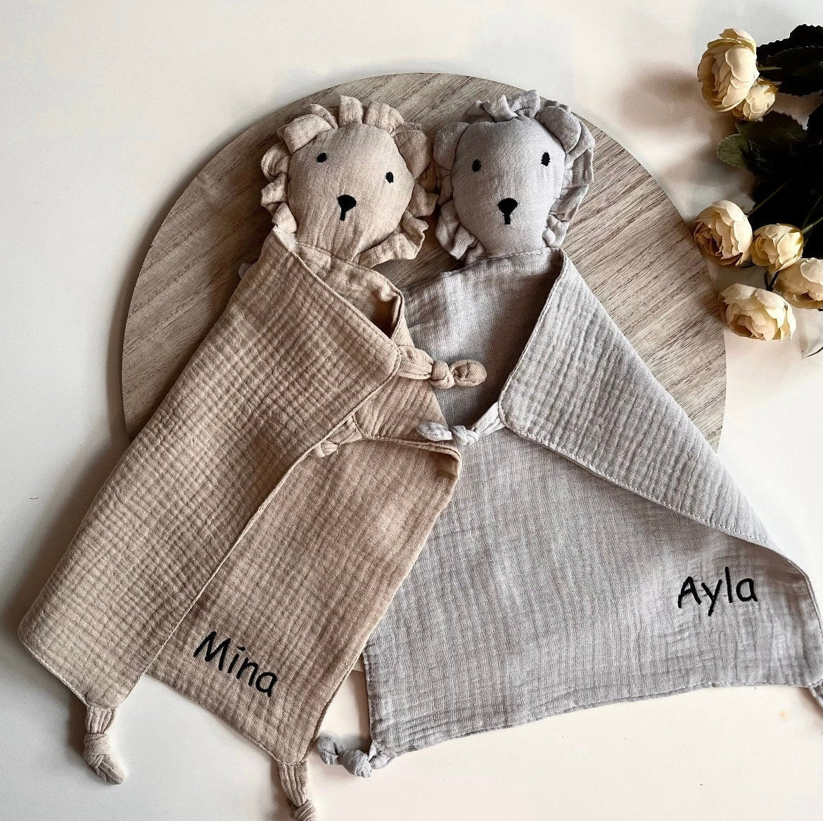 Schmusetuch, Musselin Tuch Mit Namen Bestickt, Personalisierte Geschenke, Schmusetuch Löwe, Schnuffeltuch, Babytuch von ZTstickerei