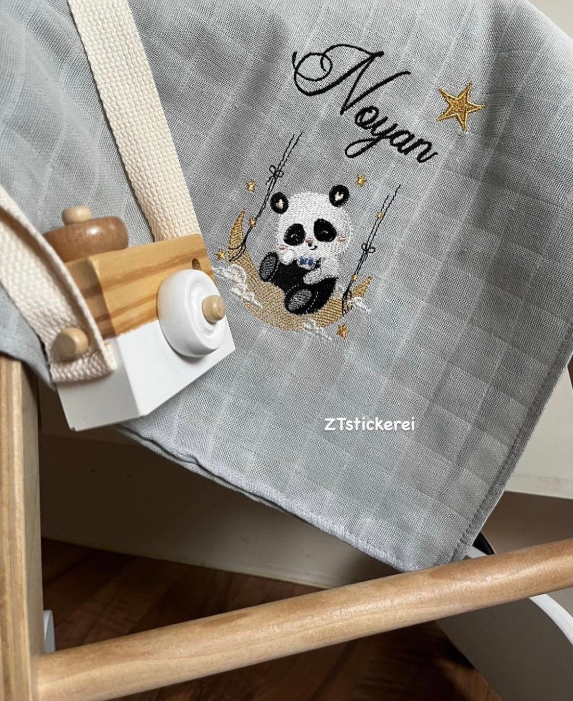 Schmusetuch Grau, Mulltuch Mit Name, Schnuffeltuch, Mulltuch, Personalisiert, Bestickt, Baby Schmusetuch Grau, Mulltuch Mit Name, Schnuffeltuch, Mulltuch, Personalisiert, Bestickt, Baby von ZTstickerei