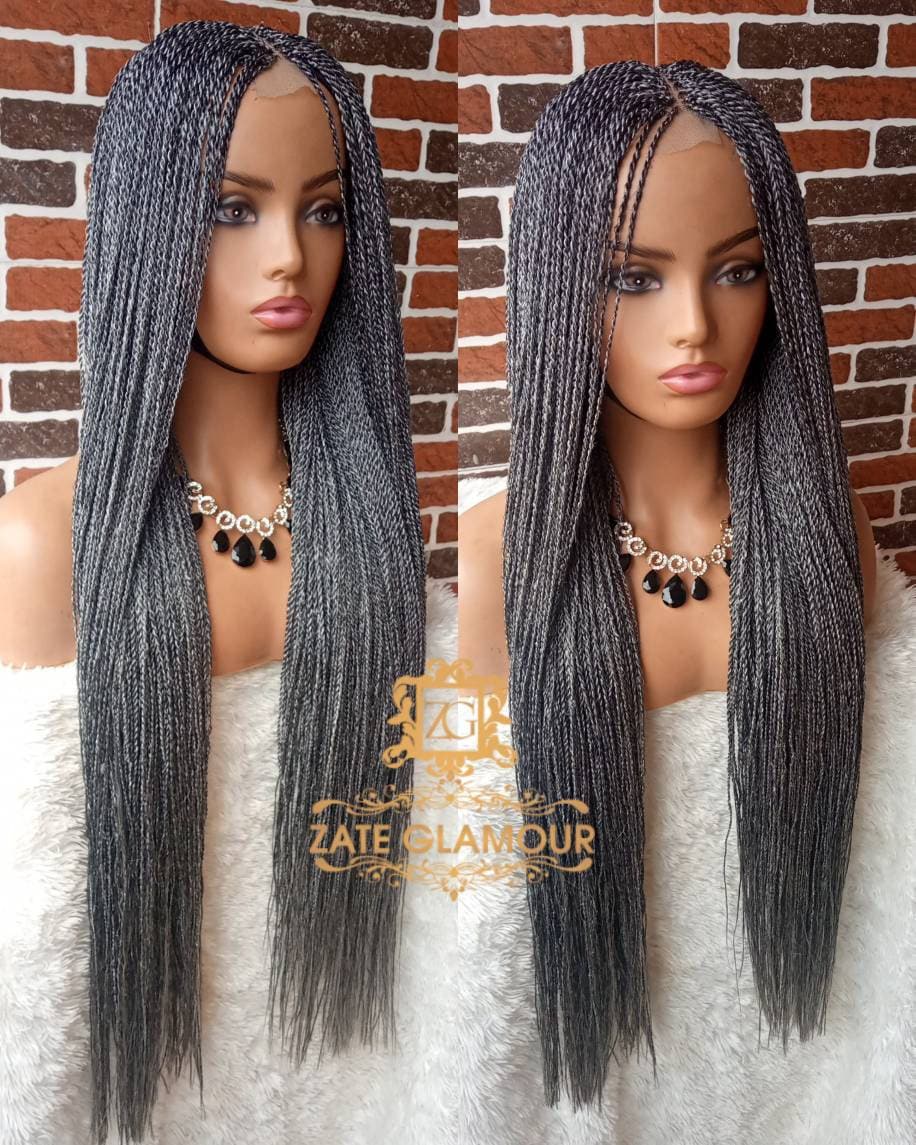 Micro Twist, Geflochtene Perücke, Knotenlose Handgemachte Graue Micro Twist, Geflochtene Perücke, Knotenlose Handgemachte Graue von Zateglamourhair