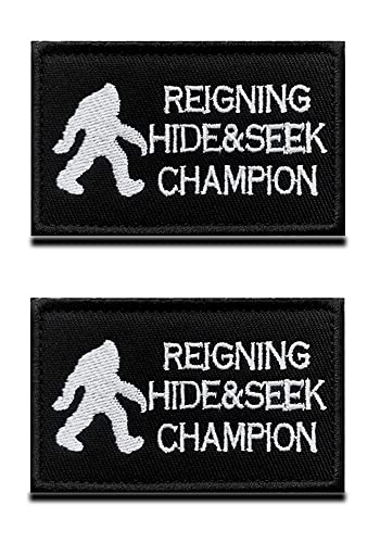 2 Stück Bigfoot Reining Hide and Seek Champion Lustig Moral Patch Stickerei Klett-Patch Aufnäher dekorative Applikationen Patch für Jacken Jean Kappe Weste Rucksäcke Uniform Kleidung Patch-Kollektiv von Zcketo