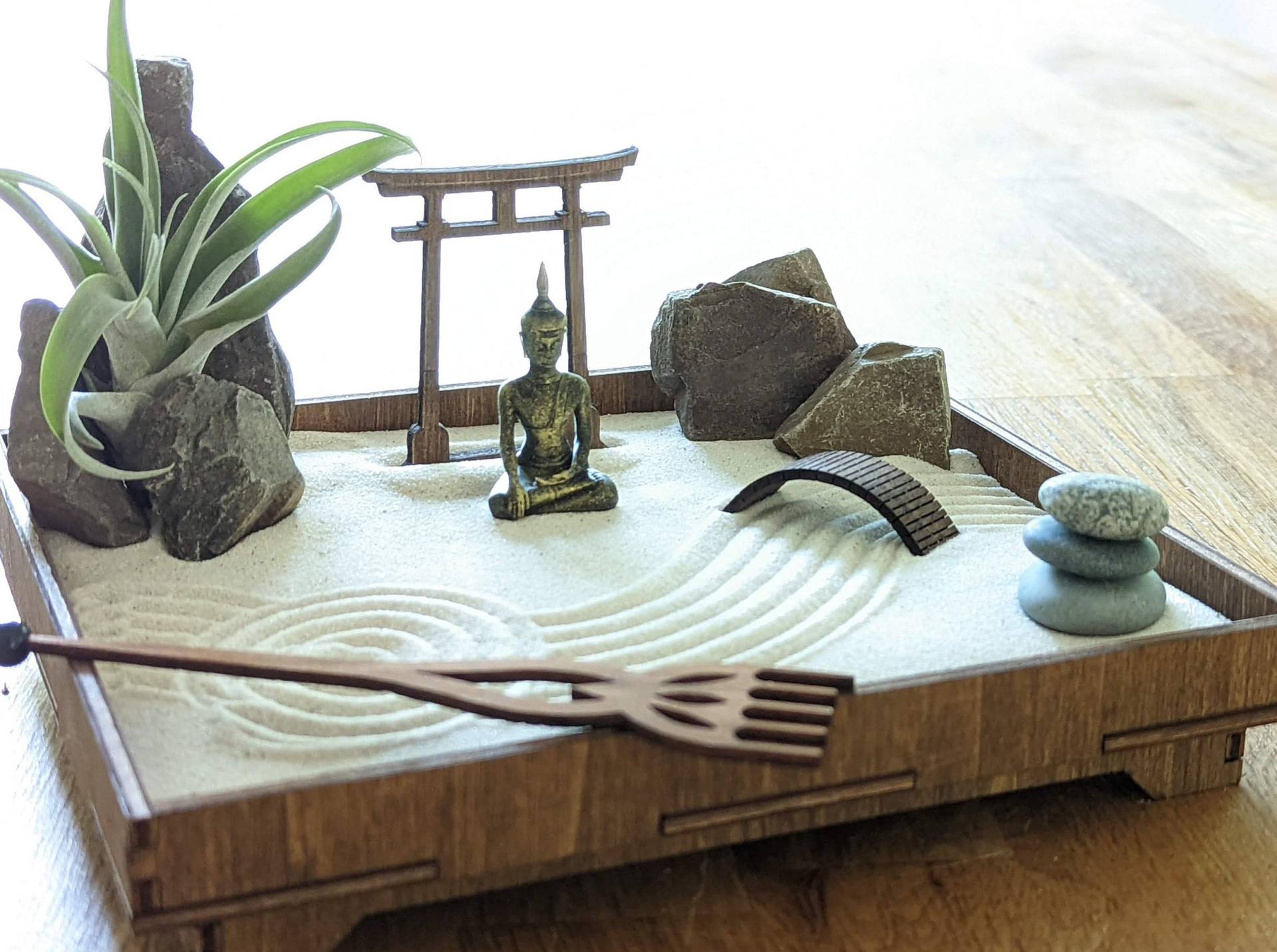 Zengarten Diy Kit Mit Torii, Brücke Und Harke Aus Holz - Nachhaltig Umweltfreundlich Zengarten Diy Kit Mit Torii, Brücke Und Harke Aus Holz - Nachhaltig Umweltfreundlich von ZenGartenManufaktur