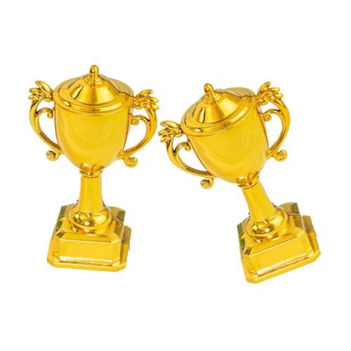 Zerodeko 1 Satz Mini Trophäen Aus Kunststoff Cake Topper Für Kindergeburtstag Feiern Und Wettbewerbe Realistische Pokale Für Dekoration Und Anerkennung 2 Stück von Zerodeko