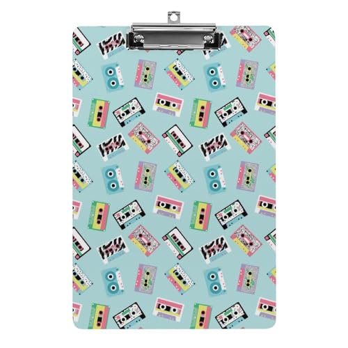 80er Jahre Stil Audio Kassette Lustiges Klemmbrett mit starkem Metallclip A4 Briefgröße Acryl Klemmbrett mit Loch zum Aufhängen 80er Jahre Stil Audio Kassette Lustiges Klemmbrett mit starkem Metallclip A4 Briefgröße Acryl Klemmbrett mit Loch zum Aufhängen von Zltegako