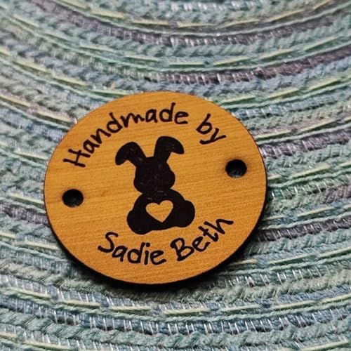 Individuelle Holzanhänger, individuelle Kleideretiketten, Holz-Kleidungsanhänger, Stricketiketten, Häkeletiketten, Holzanhänger, personalisierte Etiketten (Teakfarbe, rund) von ZoikoM