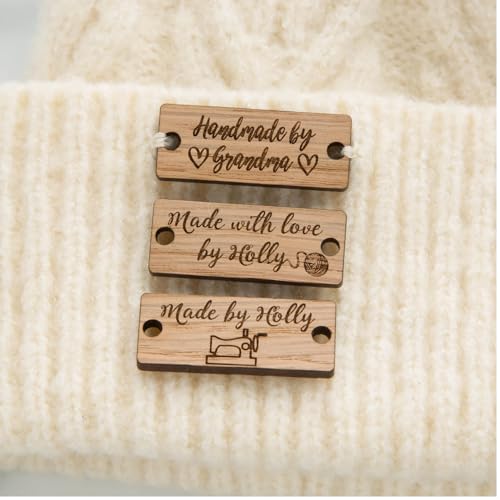 Kleine quadratische Holzanhänger, Holzknöpfe, personalisierbar, Namensschild, Geschenkanhänger, lasergraviert, DIY-Holzhandwerk (Primärfarbe, 12,5 x 30 mm) von ZoikoM