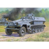 Hanomag SdKfz-251/1 Ausf.B Hanomag SdKfz-251/1 Ausf.B von Zvezda