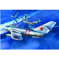 MIG-17 Fresco Soviet Fighter von Zvezda