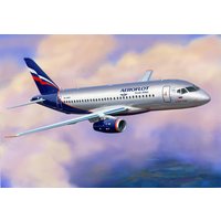 Sukhoi Superjet 100 Sukhoi Superjet 100 von Zvezda