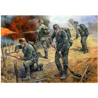 WWII Deutsche Sturmpioniere WWII Deutsche Sturmpioniere von Zvezda