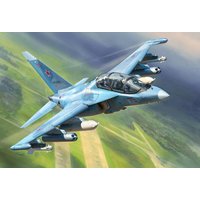 YAK-130 YAK-130 von Zvezda