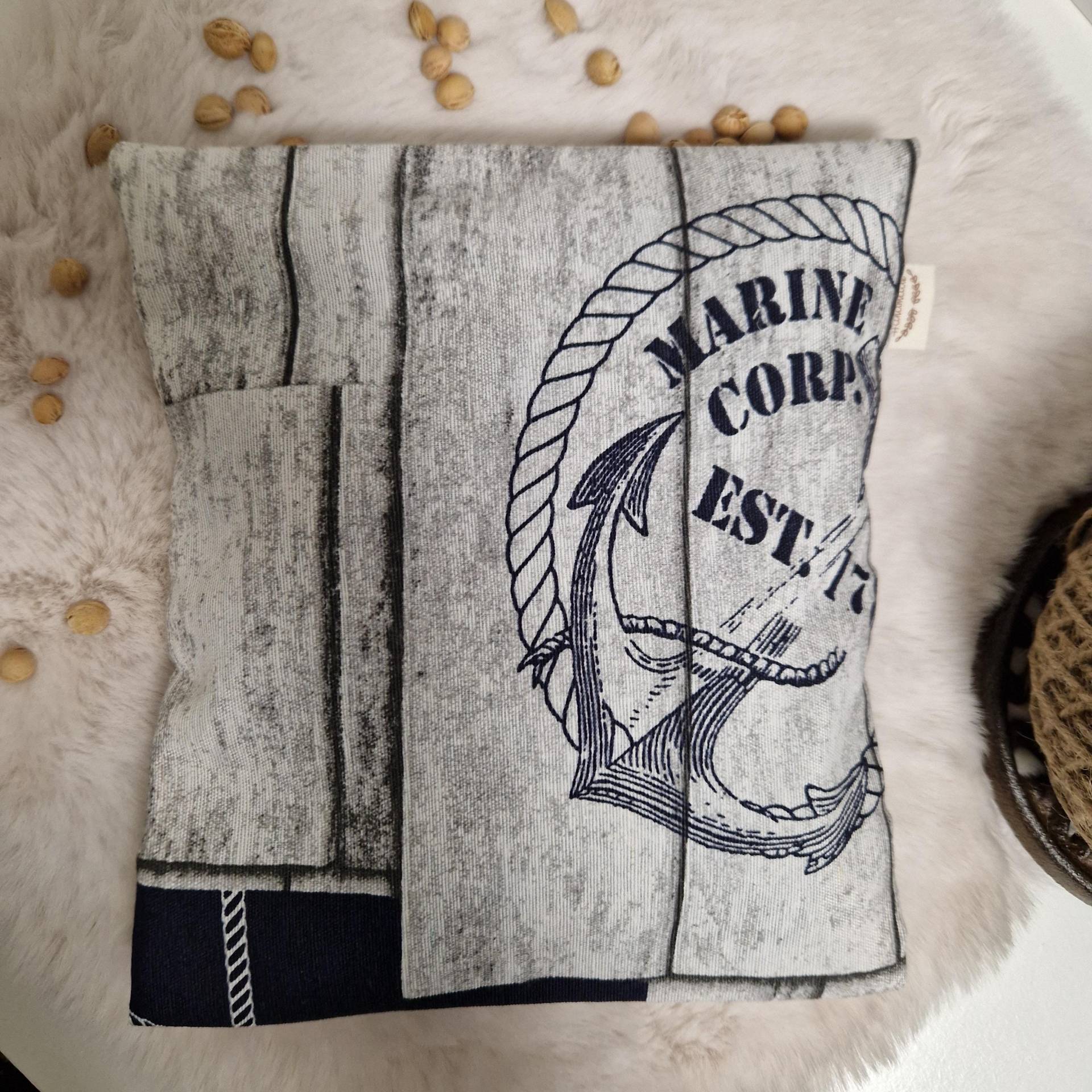Kirschkernkissen Mit Extra Bezug Körnerkissen Wärmekissen Maritim Anker 21x21 cm Kissen Und Oder Kirschkernkissen Mit Extra Bezug Körnerkissen Wärmekissen Maritim Anker 21x21 cm Kissen Und Oder von Zwergennaehstube