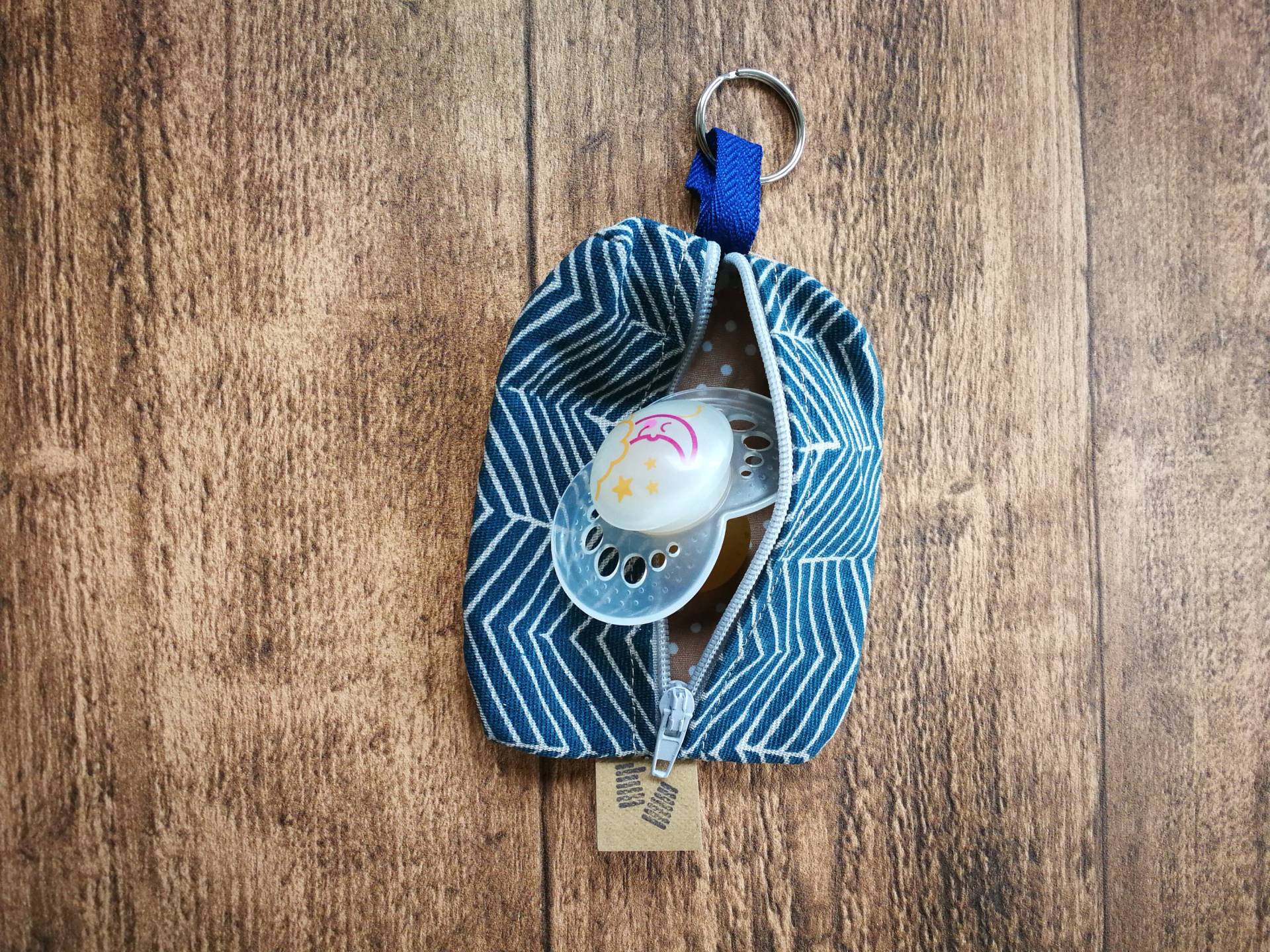 Schnullertasche, Nuckeltasche, Nuckel, Baby, Unterwegs, Travel Schnullertasche, Nuckeltasche, Nuckel, Baby, Unterwegs, Travel von Zwillingsgarn