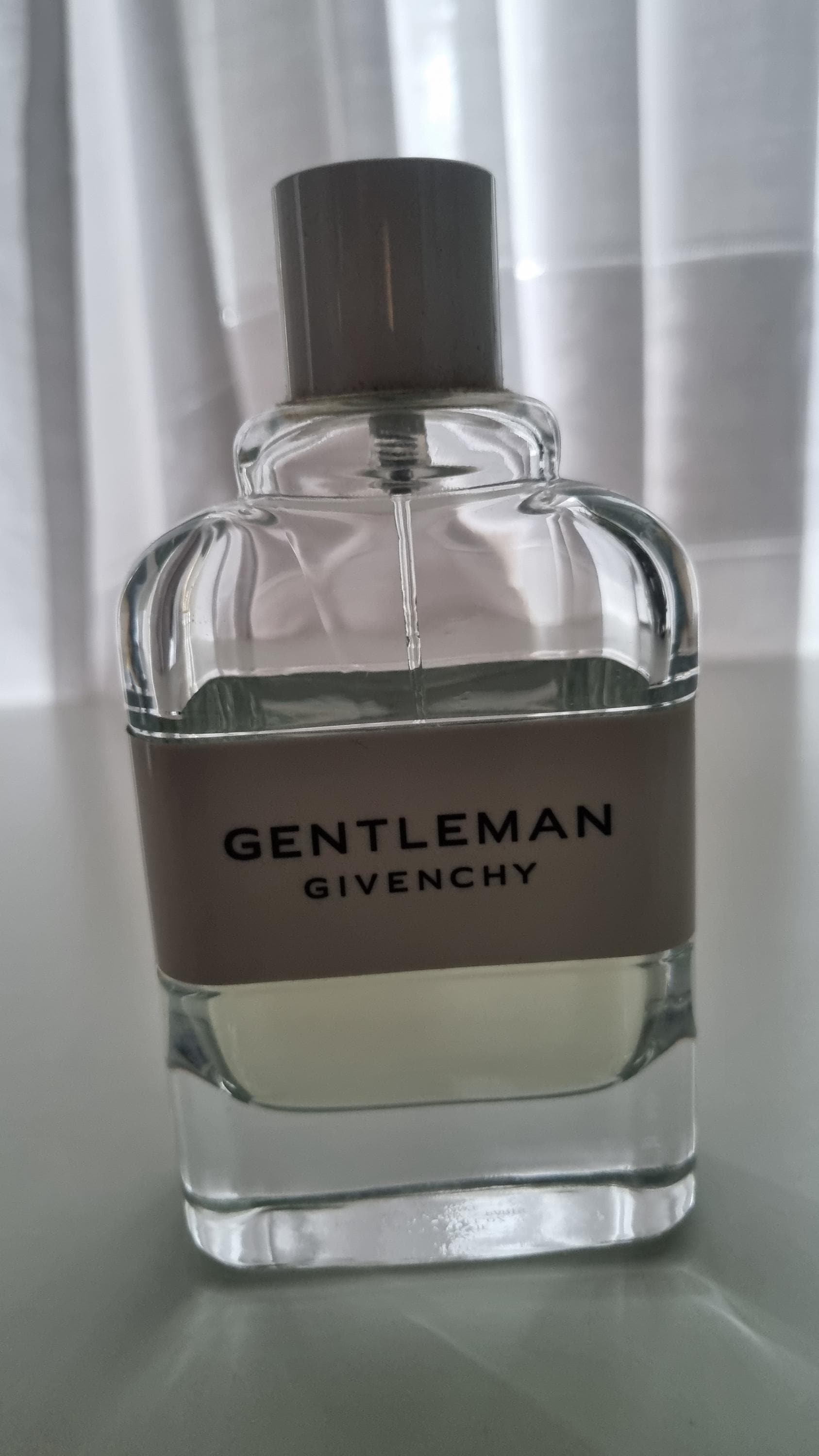 Givenchy Gentleman Cologne Eau De Toilette 100Ml | Restinhalt Ca. 1/3 Givenchy Gentleman Cologne Eau De Toilette 100Ml | Restinhalt Ca. 1/3 von aam0604