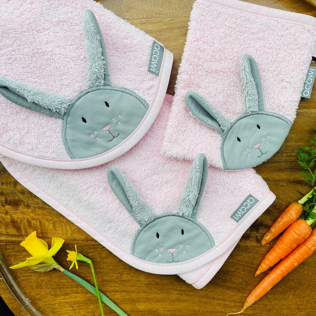 Hase Sethandtuch + Waschhandschuh Personalisierbar/Rosa Hase Sethandtuch + Waschhandschuh Personalisierbar/Rosa von acawi