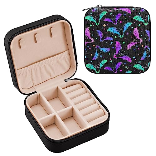 ALAZA Schmuckkästchen für Frauen Mädchen, Gothic Halloween Leuchtende Fledermäuse Kleine Reise Schmuckschatulle Tragbare Schmuck Aufbewahrungsbox Halter Box PU Leder Für Ringe Ohrringe Halsketten ALAZA Schmuckkästchen für Frauen Mädchen, Gothic Halloween Leuchtende Fledermäuse Kleine Reise Schmuckschatulle Tragbare Schmuck Aufbewahrungsbox Halter Box PU Leder Für Ringe Ohrringe Halsketten von alaza