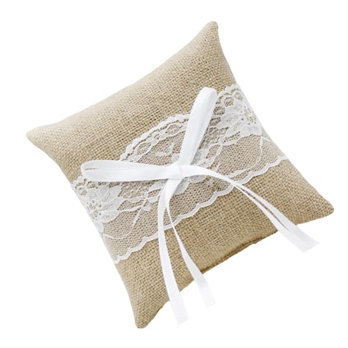 alloneslife Zarte Spitze Eheringe Kissen Weiße Satins Bowknotringe Trägerkissen Für Hochzeiten Und Vorschläge alloneslife Zarte Spitze Eheringe Kissen Weiße Satins Bowknotringe Trägerkissen Für Hochzeiten Und Vorschläge von alloneslife