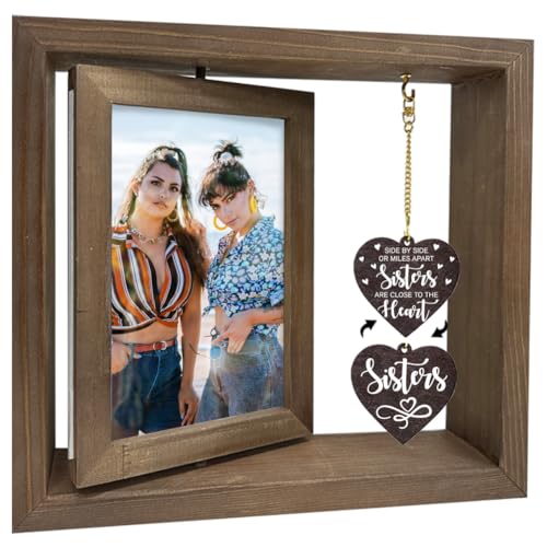 arricraft 1 Stück Drehbarer Bilderrahmen Aus Holz, Dunkelbrauner Bilderrahmen Mit Der Aufschrift „Sisters Are Close To Heart“, Mit Herzanhängern, Doppelseitiger Gedenkbilderrahmen 9x14 cm arricraft 1 Stück Drehbarer Bilderrahmen Aus Holz, Dunkelbrauner Bilderrahmen Mit Der Aufschrift „Sisters Are Close To Heart“, Mit Herzanhängern, Doppelseitiger Gedenkbilderrahmen 9x14 cm von arricraft