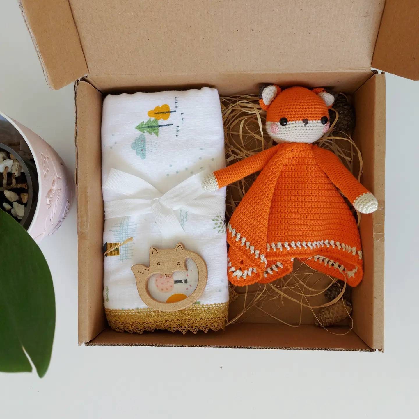 Gehäkelter Fuchs Amigurimi Tröster, Unisex Handgemachte Geschenkbox, Doudou, Holz Beißring, Babyshower Schwangerschaft von banunur