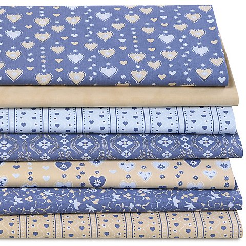 Patchwork- und Quiltpaket "Trachten", blau/biskuit Patchwork- und Quiltpaket "Trachten", blau/biskuit von buttinette
