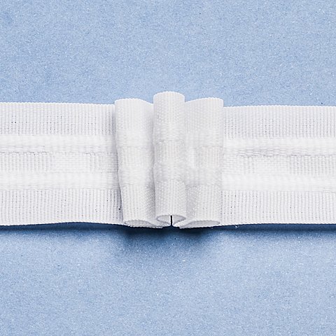 buttinette 3er-Faltenband, Breite: 2,6 cm, Länge: 10 m, Stoffverbrauch: 2,0:1 buttinette 3er-Faltenband, Breite: 2,6 cm, Länge: 10 m, Stoffverbrauch: 2,0:1 von buttinette