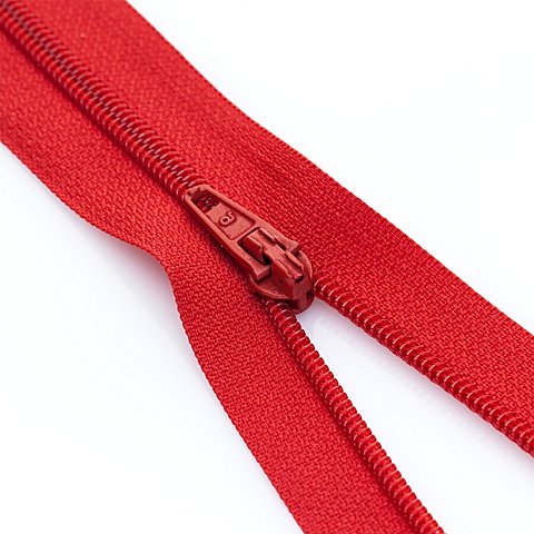 buttinette Standard-Reißverschluss, rot, nicht teilbar buttinette Standard-Reißverschluss, rot, nicht teilbar von buttinette