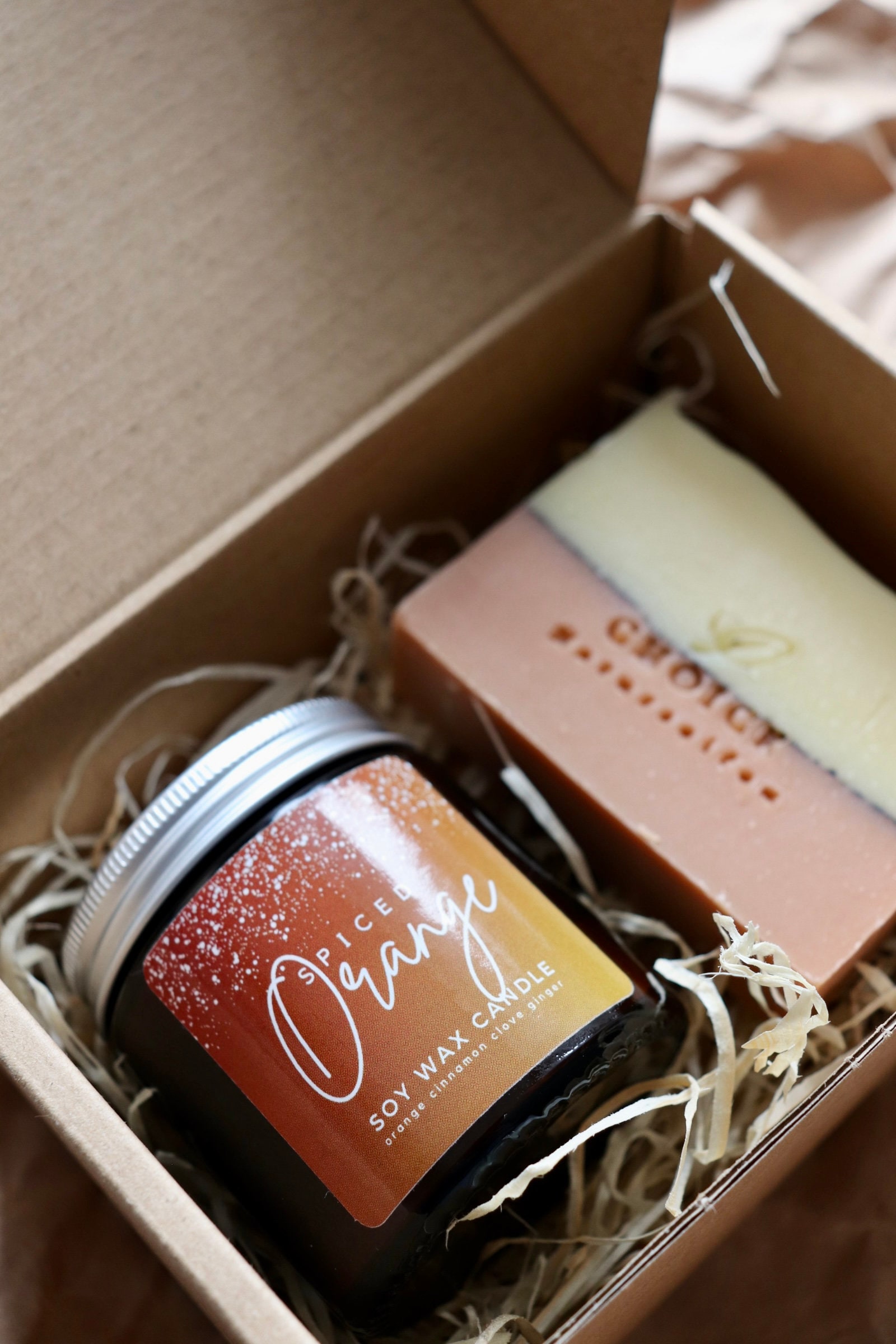 Geschenkset Hygge Box Kerze Im Glas, Naturkosmetik, Naturseife Vegan & Palmölfrei, Handgemachte Seife , Nachhaltiges Geschenk Geschenkset Hygge Box Kerze Im Glas, Naturkosmetik, Naturseife Vegan & Palmölfrei, Handgemachte Seife , Nachhaltiges Geschenk von choicenaturseifen