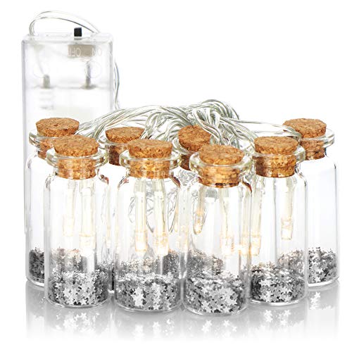 com-four® LED Lichterkette mit 8 Deko-Fläschchen aus Glas mit Korkverschluss - dekorative batteriebetriebene Lichterketten für innen - bunte Sterne (silberfarben) von com-four