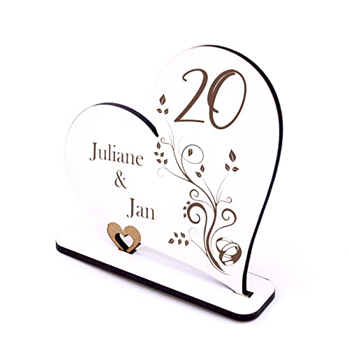 Porzellanhochzeit Deko Herz Aufsteller Hochzeitstag 20 Jahre Jubiläum personalisiert Hochzeitsgeschenk Tischdeko 15 x 15 cm Porzellanhochzeit Deko Herz Aufsteller Hochzeitstag 20 Jahre Jubiläum personalisiert Hochzeitsgeschenk Tischdeko 15 x 15 cm von dekolando