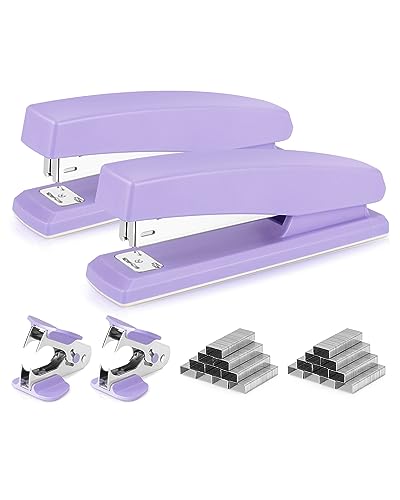 Deli Heftgerät, Schreibtischhefter, 2 Stück, Bürohefter, 25 Blatt Kapazität, inklusive 2000 Heftklammern und 2 Heftklammerentferner, 2 Stück, Violett Deli Heftgerät, Schreibtischhefter, 2 Stück, Bürohefter, 25 Blatt Kapazität, inklusive 2000 Heftklammern und 2 Heftklammerentferner, 2 Stück, Violett von deli
