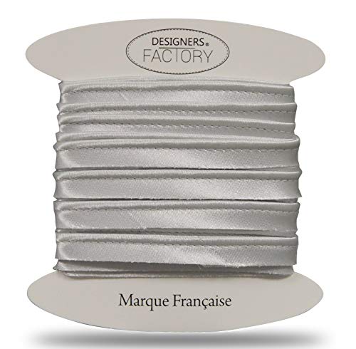designers-factory Schöne Satin paspelband - ideal für raffinierte Abschlüsse, zum Anbringen zwischen 2 Stoffen oder am Rand Ihrer Kreationen. (Um 10 Meter, Silber) von designers-factory