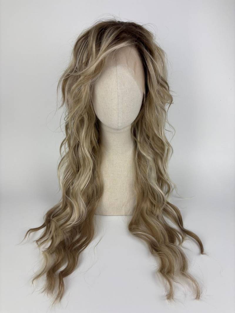 Lace Front Wig/Perücke The Hazel Maid #shag Retro-styling 80's Blondtöne, Dunkler Ansatz - Blonde Tones, Dark Roots # Shag Maid von dragmaiditup