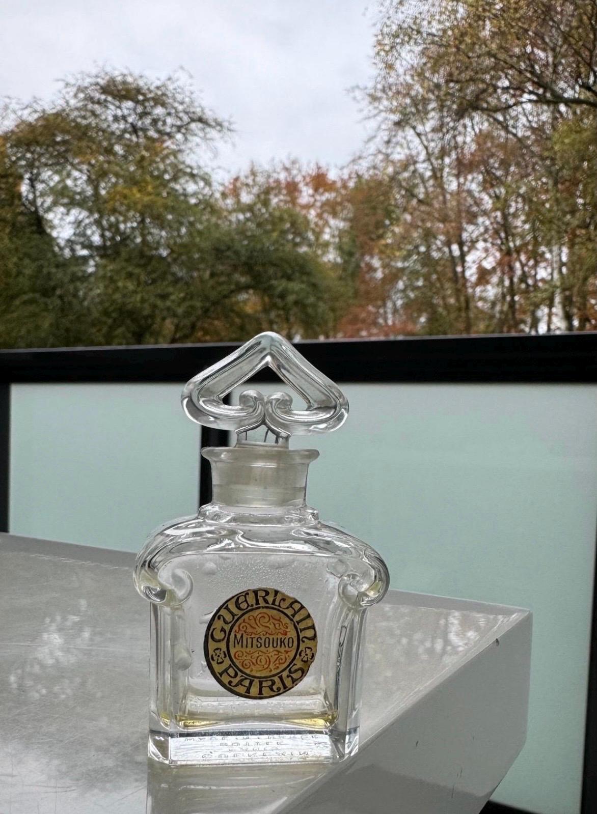 Baccarat Sammelflasche Sammler Flakon Mitsouko Guerlain Extrait Baccarat Sammelflasche Sammler Flakon Mitsouko Guerlain Extrait von elensfragrance