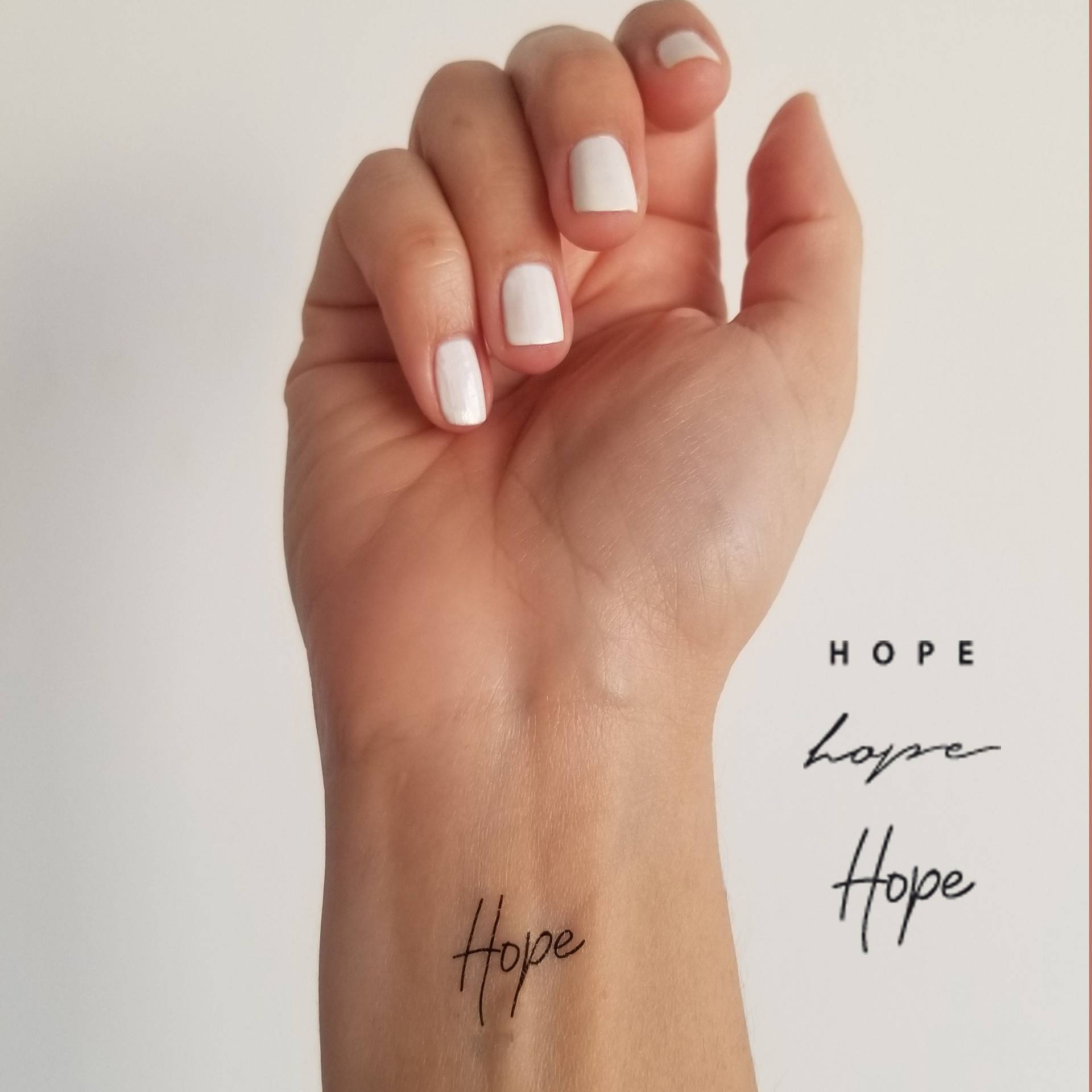 Temporäres Tattoo Wort Hoffnung von encredelicate