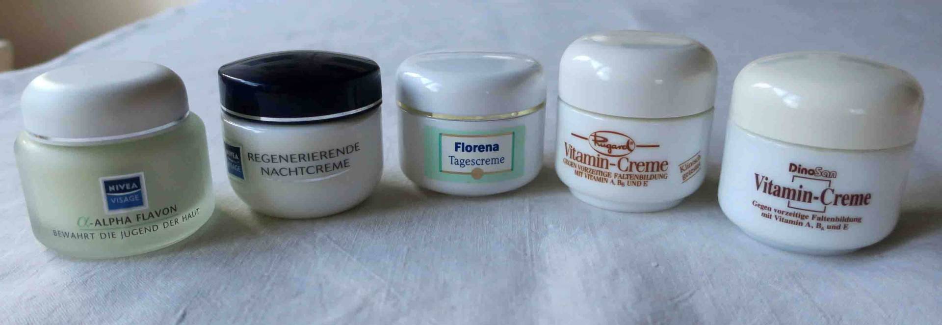 Vintage Verschiedene Cremetöpfchen Von Nivea Florena Rugard Dinoplus Vintage Verschiedene Cremetöpfchen Von Nivea Florena Rugard Dinoplus von etage4vintage