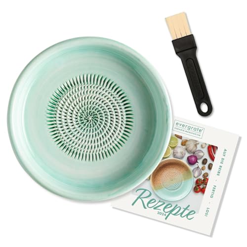 evergrate Keramikreibe Dipschale im Motiv Mint mit Küchenpinsel und Rezeptheft von evergrate