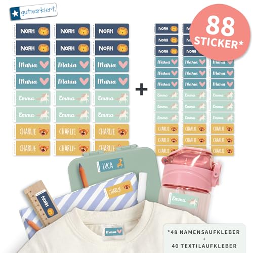 gutmarkiert Set mit personalisierbaren Ettiketten–kleine Namensaufkleber für Kinder für Stifte, Bücher (41x16mm)–Stück Textilaufkleber Namensaufkleber für Kinder-Kleidung (26x12mm) (Playground, 88) von gutmarkiert