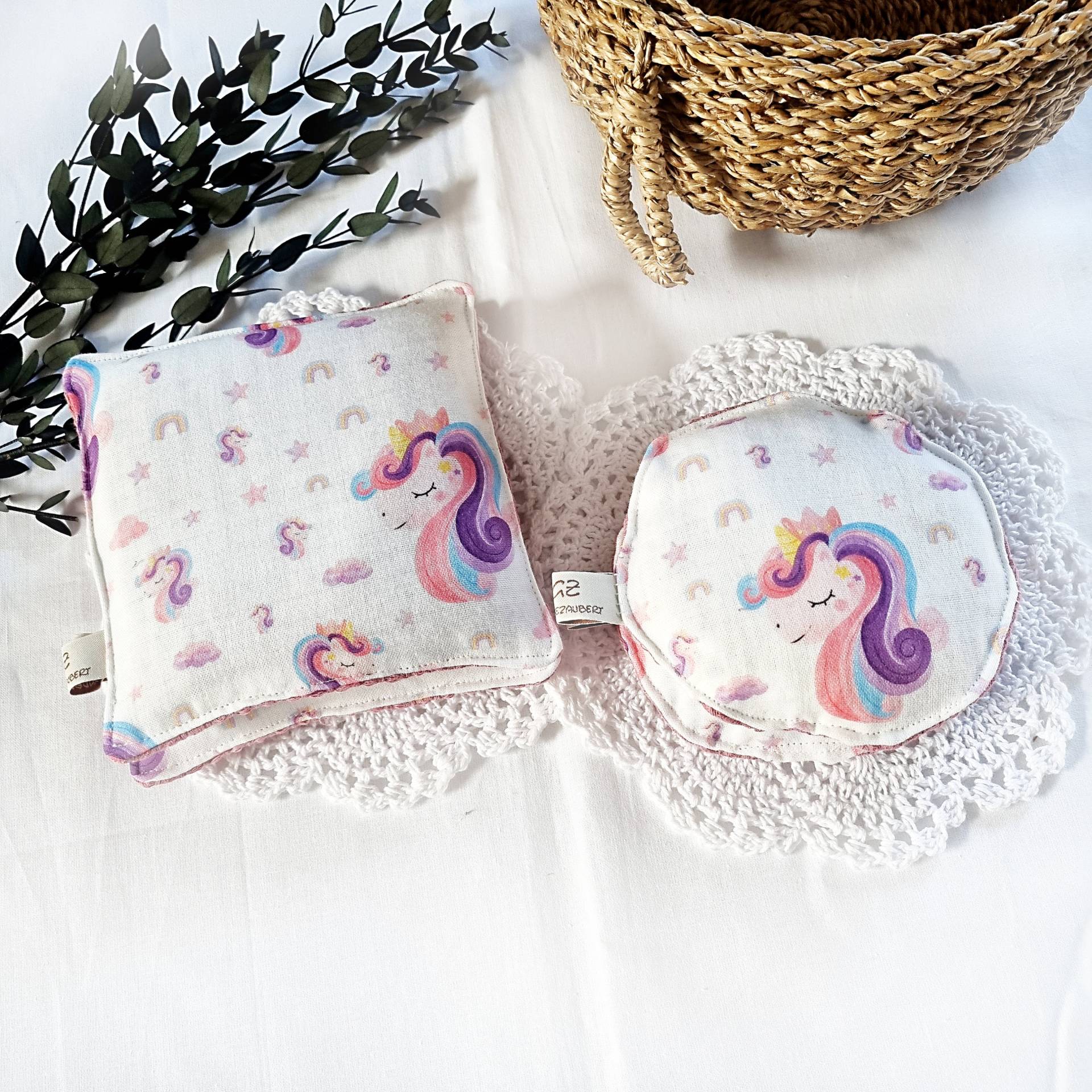 Körnerkissen | Kirschkernkissen Dinkelkissen Wärmekissen Kältekissen Babygeschenk Musselin Waffelpiqué Körnerkissen | Kirschkernkissen Dinkelkissen Wärmekissen Kältekissen Babygeschenk Musselin Waffelpiqué von handgezaubert