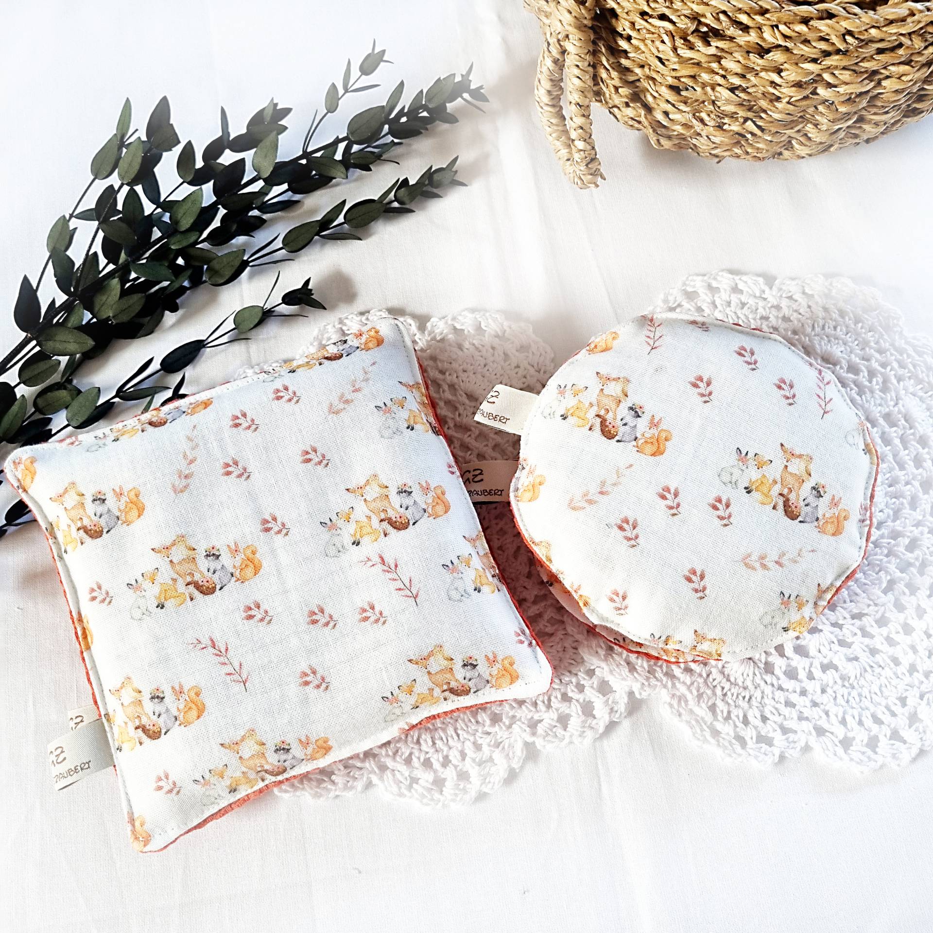 Körnerkissen | Kirschkernkissen Dinkelkissen Wärmekissen Kältekissen Babygeschenk Musselin Waffelpiqué Körnerkissen | Kirschkernkissen Dinkelkissen Wärmekissen Kältekissen Babygeschenk Musselin Waffelpiqué von handgezaubert