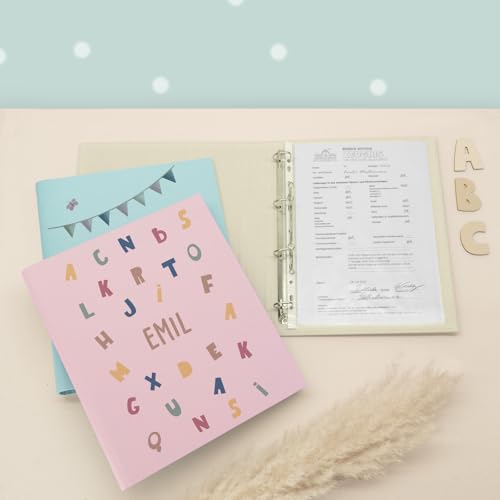 Zeugnismappe A4 personalisiert, Ringordner mit Namen, Leinen-Ordner für Schulzeugnisse, Geschenk Einschulung Mädchen & Jungen, Schulordner (Buchstabensalat, Rosa, Standard) von hellomini