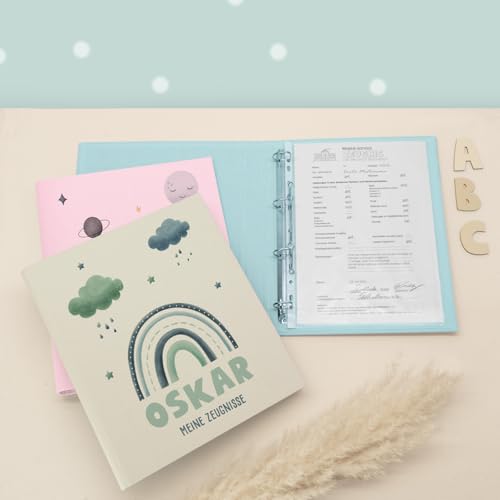 Zeugnismappe A4 personalisiert, Ringordner mit Namen, Leinen-Ordner für Schulzeugnisse, Geschenk Einschulung Mädchen & Jungen, Schulordner (Regenbogen Blau B, Creme, Standard) von hellomini