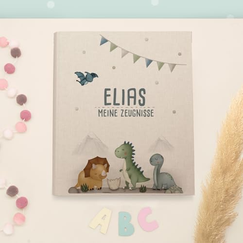 Zeugnismappe A4 personalisiert, Ringordner mit Namen, Leinen-Ordner für Schulzeugnisse, Geschenk Einschulung Mädchen & Jungen, Schulordner Tiermotive (Dinowelt, Beige, 31×27×4,5) von hellomini