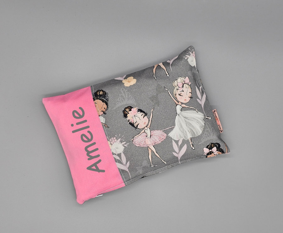 Bio Körnerkissen Personalisierbar Mit Name & Inlett, 2 Größen, Kirschkernkissen, Rapskissen, Dinkelkissen, Wärmekissen, Ballerina Grau Bio Körnerkissen Personalisierbar Mit Name & Inlett, 2 Größen, Kirschkernkissen, Rapskissen, Dinkelkissen, Wärmekissen, Ballerina Grau von hoamARTgfuehl