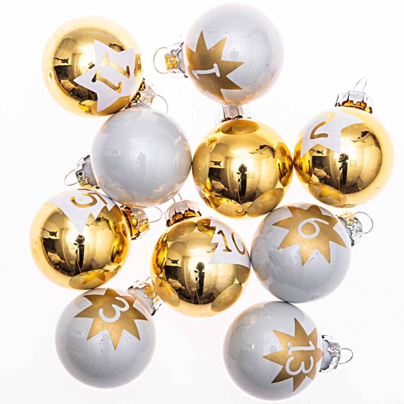 Adventskalenderkugeln 1-24 gold-weiß 3,5cm 24 Stück Adventskalenderkugeln 1-24 gold-weiß 3,5cm 24 Stück von idee. Creativmarkt