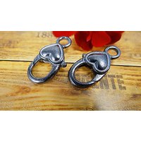 Karabiner Verschluss Herz, 28 x 13 mm, 2 Stück Karabiner Verschluss Herz, 28 x 13 mm, 2 Stück von inwaria