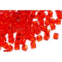Kristall Glasperlen, Würfel, 4 mm, facettiert Crystal / 100 Stück Kristall Glasperlen, Würfel, 4 mm, facettiert Crystal / 100 Stück von inwaria