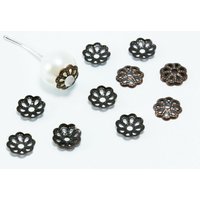 Perlenkappen, Ø 6 mm Bronzefarben / 50 Stück Perlenkappen, Ø 6 mm Bronzefarben / 50 Stück von inwaria