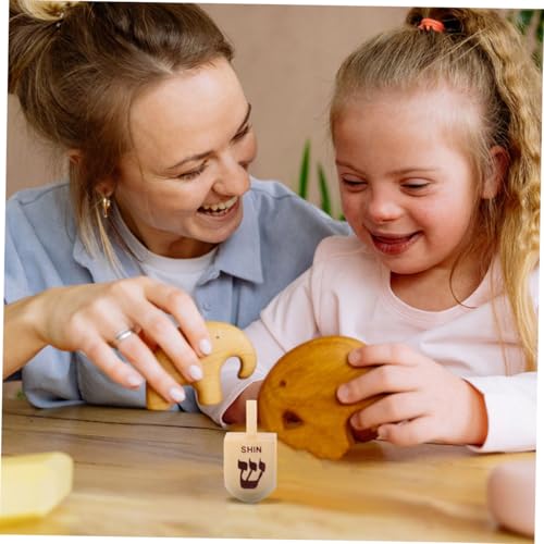 iplusmile 4 Stücke Teiliges Hanukkah Dreidel aus Holz Mittlere mit Hebräischen Buchstaben Ergonomisch Fördert Feinmotorik und Geduld für Chanukka Partyspiele und Dekorationen iplusmile 4 Stücke Teiliges Hanukkah Dreidel aus Holz Mittlere mit Hebräischen Buchstaben Ergonomisch Fördert Feinmotorik und Geduld für Chanukka Partyspiele und Dekorationen von iplusmile