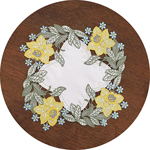Spitzen-Tischdecke Narzisse mit Stoffeinsatz Frühlings-Dekoration mit Blumen-Motiv kleines Deckchen Durchmesser 25 cm von kollektion MT