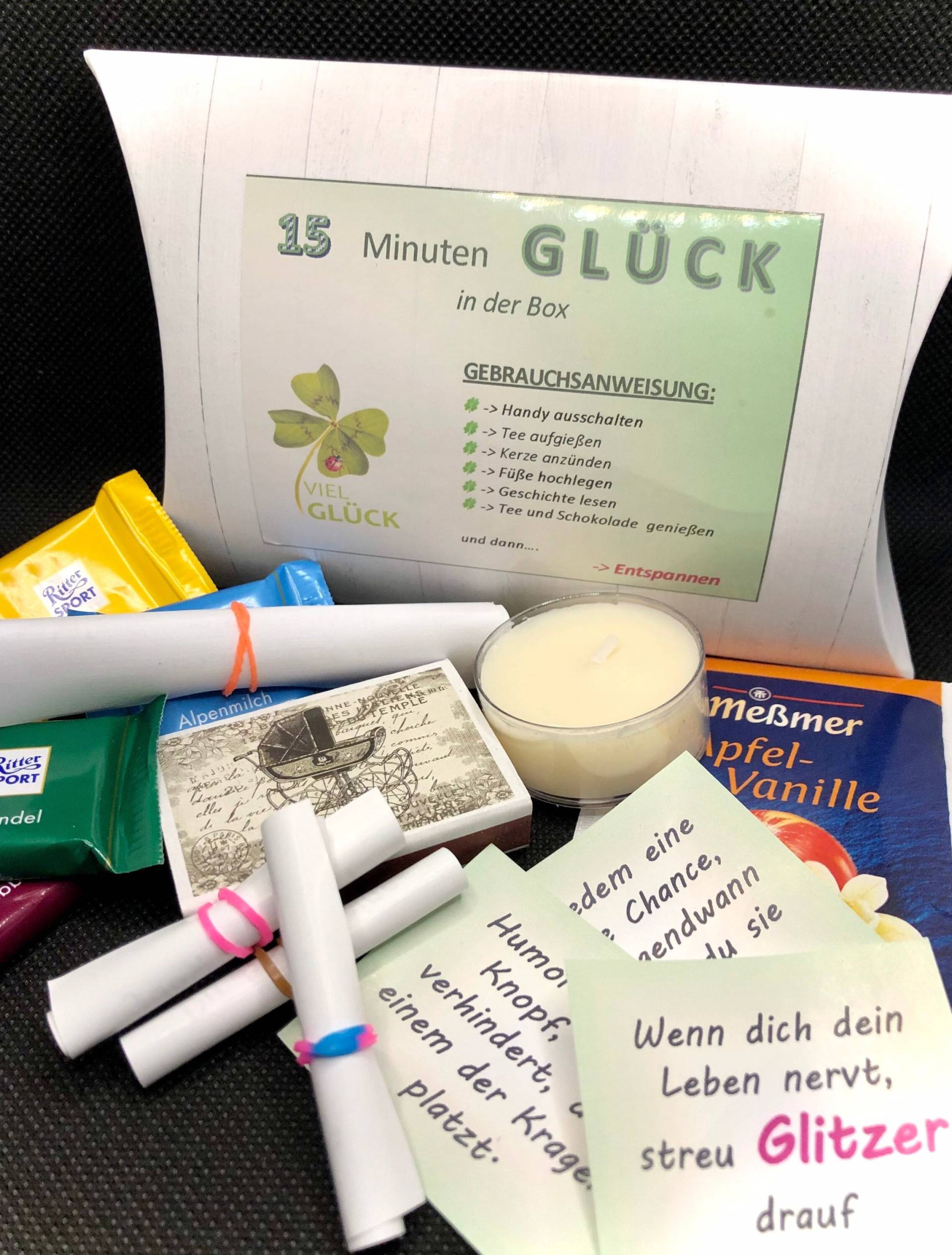 Glücksgeschenkbox - 15 Minuten Glück in Der Box, Befüllt Mit Tollen Kleinigkeiten Für Besondere Menschen Glücksgeschenkbox - 15 Minuten Glück in Der Box, Befüllt Mit Tollen Kleinigkeiten Für Besondere Menschen von kresihandmade