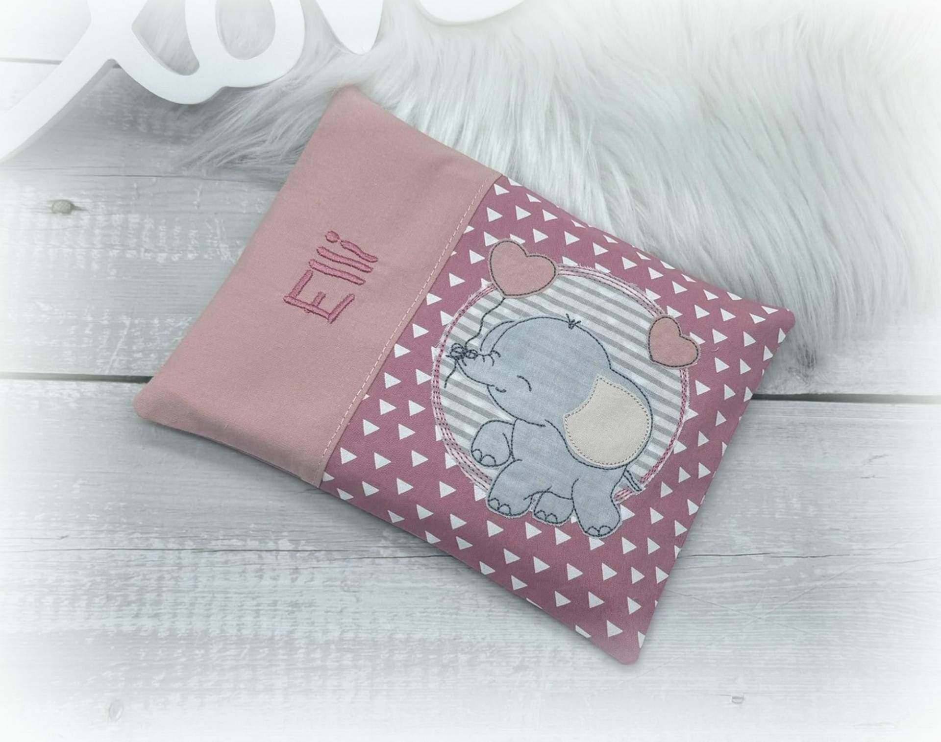 Wärmekissen Personalisierbar, Babywärmekissen, Körnerkissen | Elefant Dinkel-, Raps - Oder Kirschkernfüllung Wärmekissen Personalisierbar, Babywärmekissen, Körnerkissen | Elefant Dinkel-, Raps - Oder Kirschkernfüllung von lineluCologne